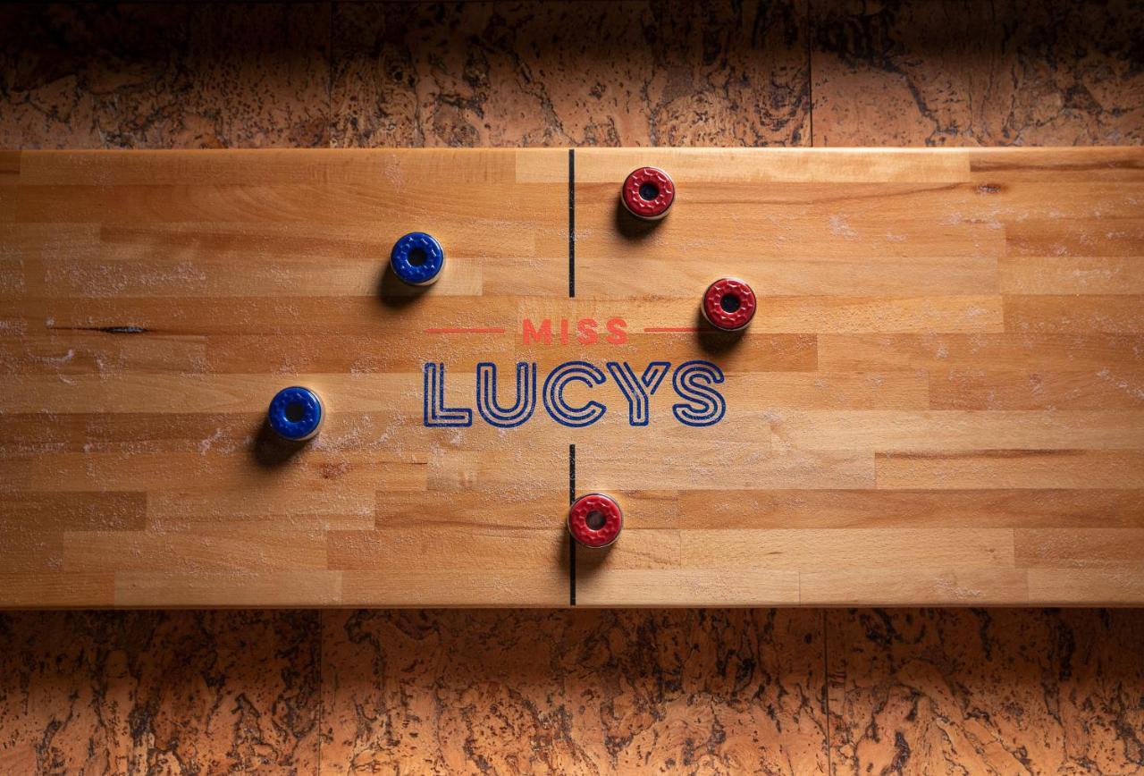 Lylo Auckland Hotel Dış mekan fotoğraf Miss Lucy's